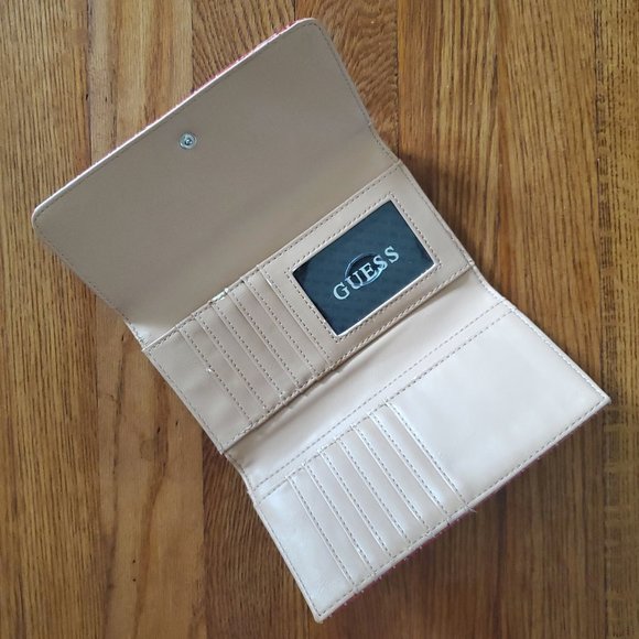 Guess Red Alligator Wallet - Picture 5 of 7